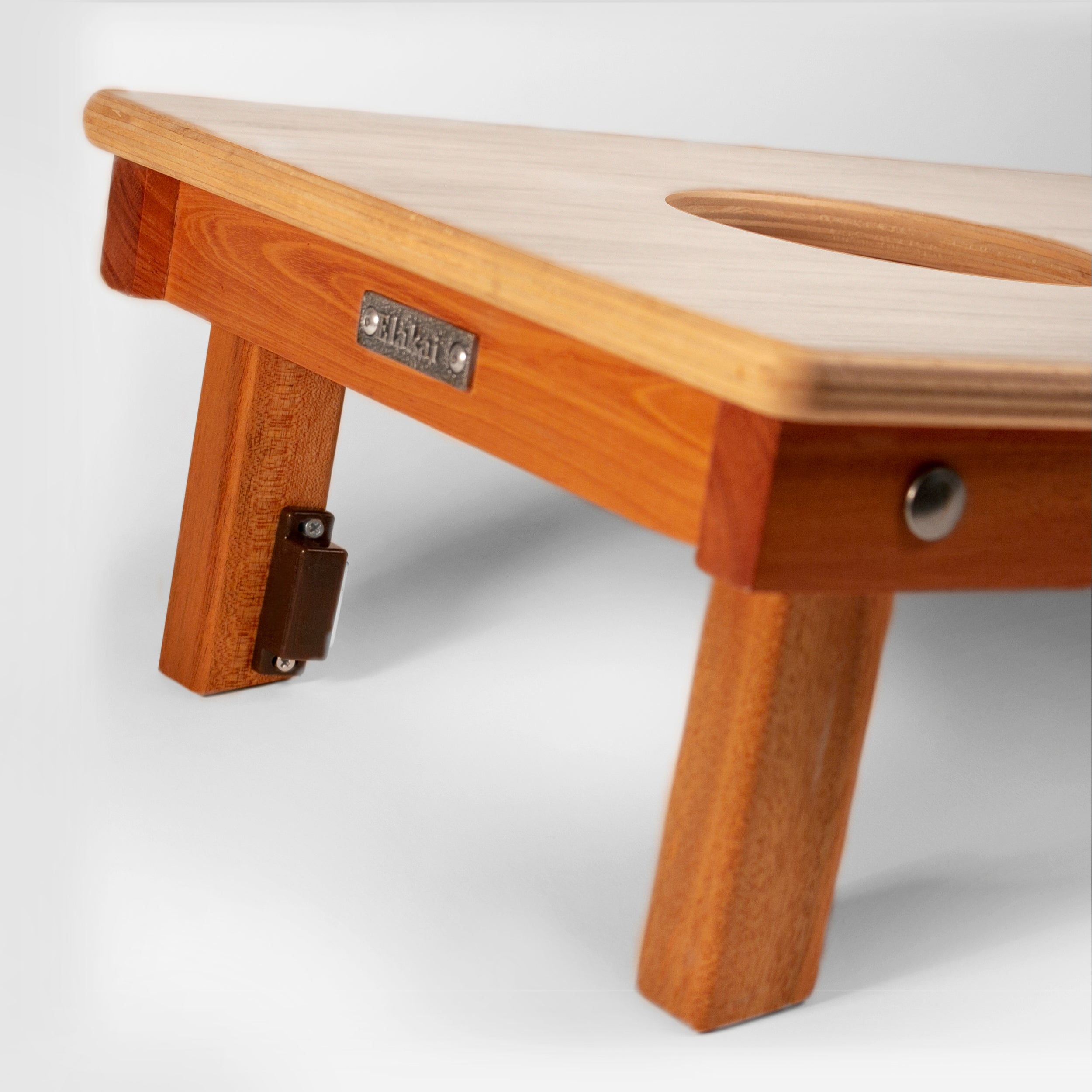 1ft x 2ft Silver Chevron Mahogany Pathfinder Cornhole Board Set