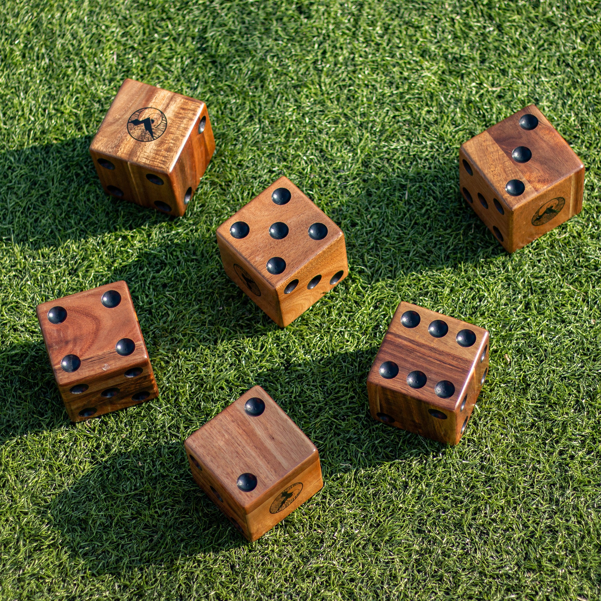 Acacia Gambler Mountain Dice