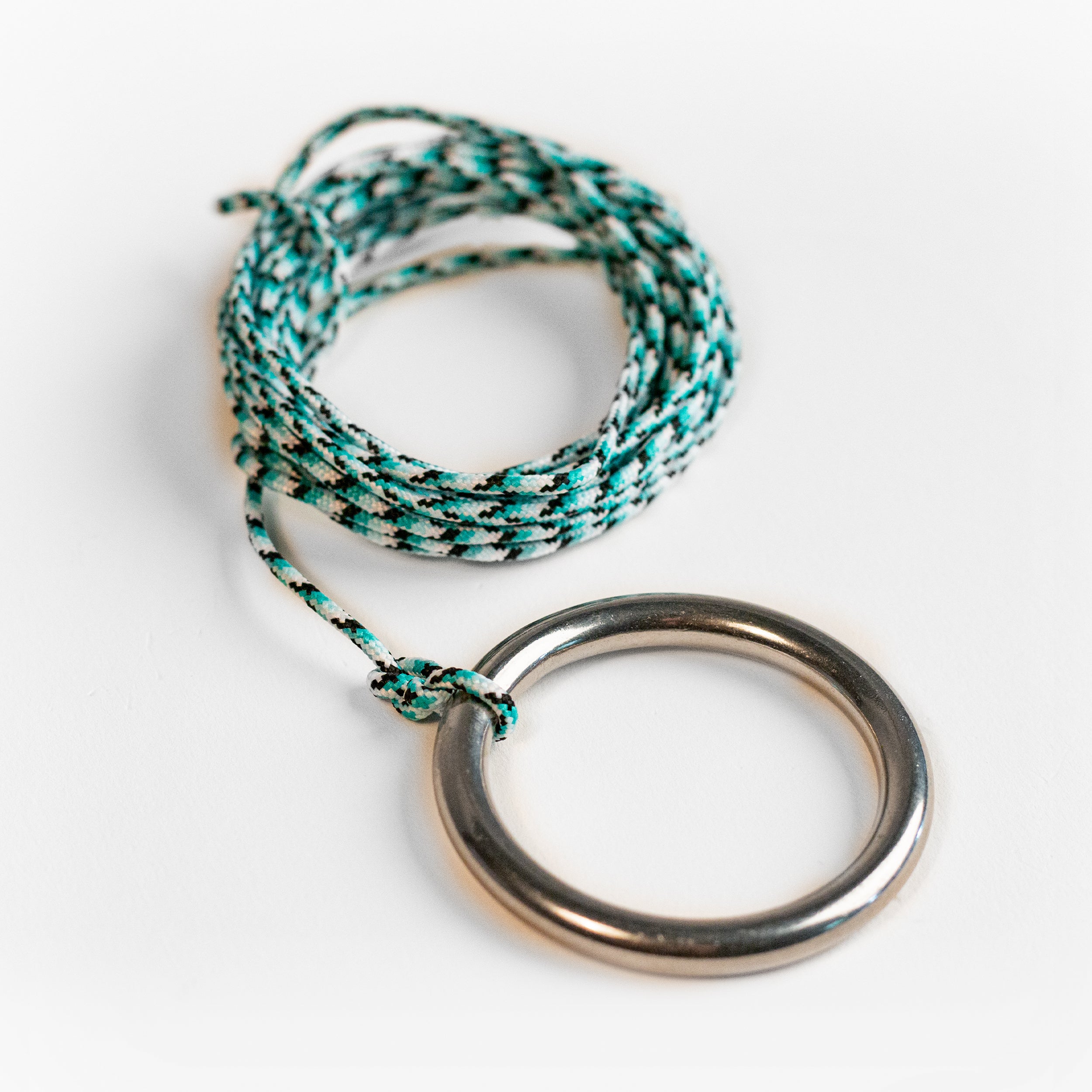 Acacia Wayfarer Hook & Ring Game